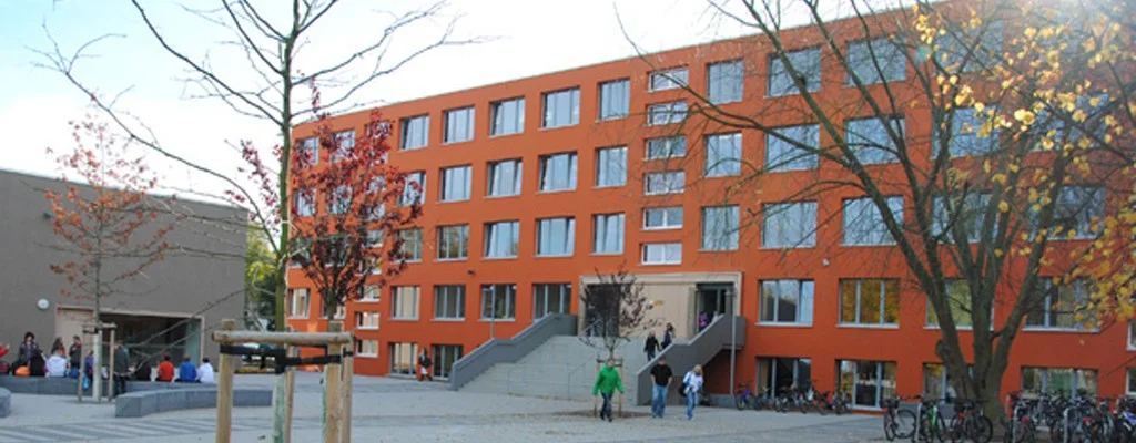 Das Evangelische Schulzentrum Mühlhausen im Herbst